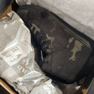 Grunt Style 10.5 Maritime Black Camo Limited Edition Mid Boot NIB